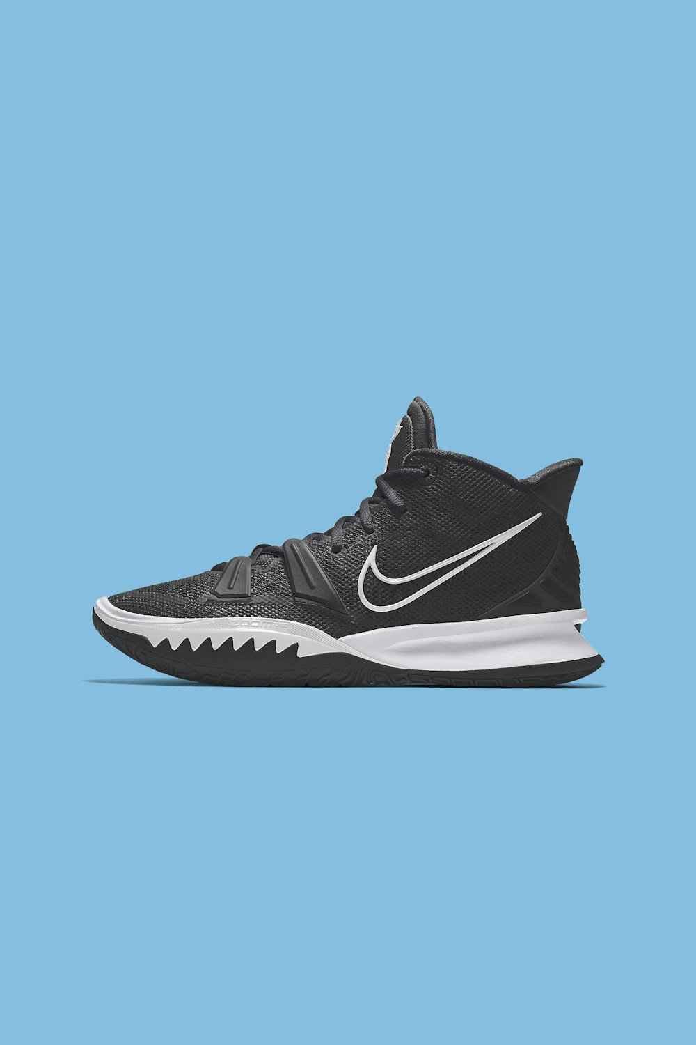 Artisan Mesh Basketball Shoes